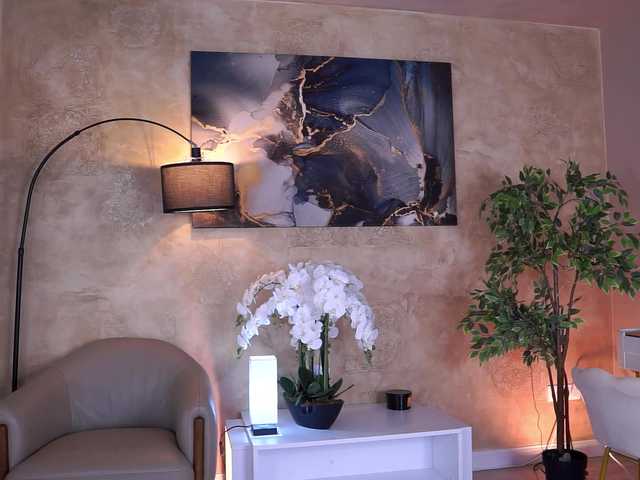 EvaZane's BongaCams show and profile