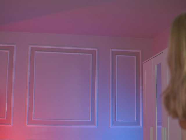 EvaZane's BongaCams show and profile