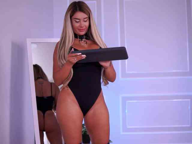 EvaZane webcam