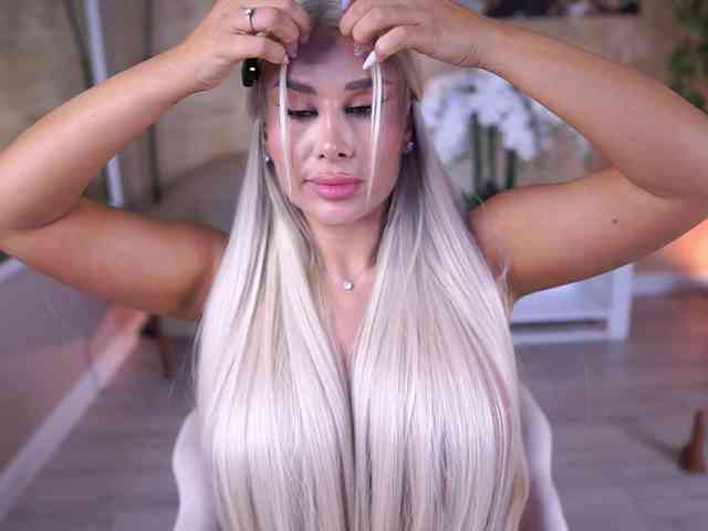 EvaZane Live Webcam on BongaCams