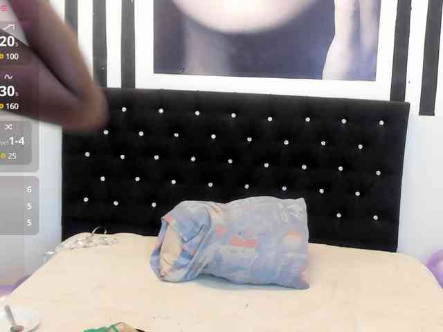 Kloee11 webcam