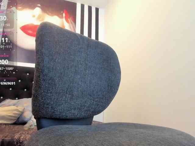 Kloee11 webcam