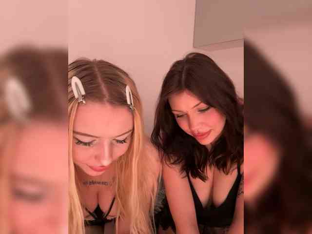 lustful-angels Live Webcam on BongaCams