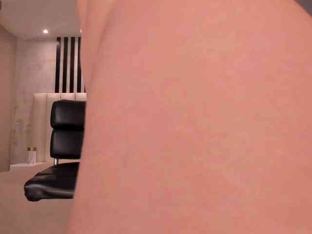 LaiaAnderson webcam