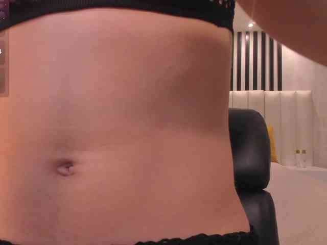 LaiaAnderson webcam