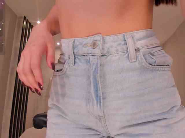 LaiaAnderson webcam