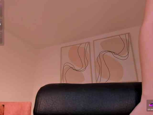 LaiaAnderson webcam