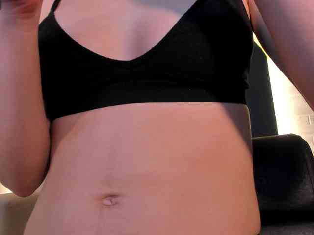 LaiaAnderson webcam
