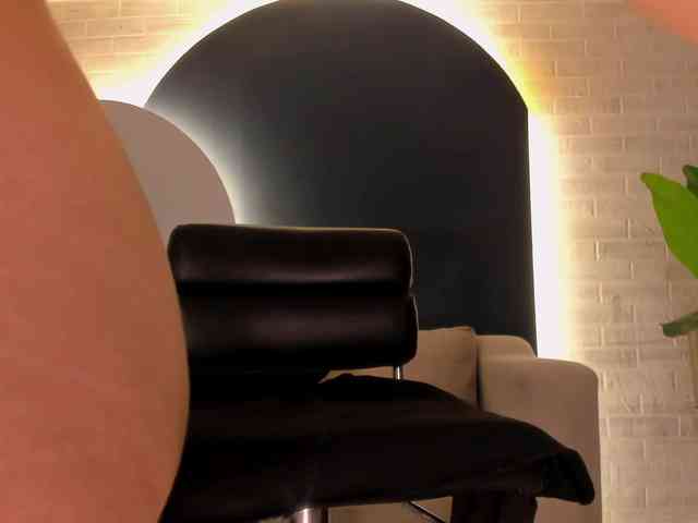LaiaAnderson webcam
