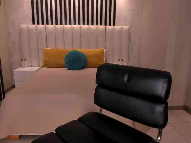 LaiaAnderson webcam