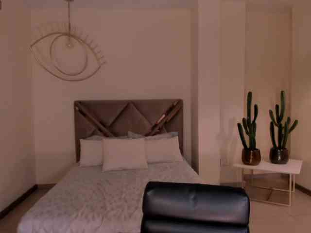 LaiaAnderson webcam