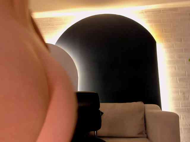 LaiaAnderson webcam