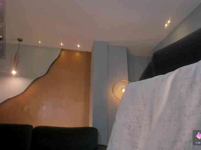 LaiaAnderson webcam