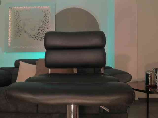 LaiaAnderson webcam