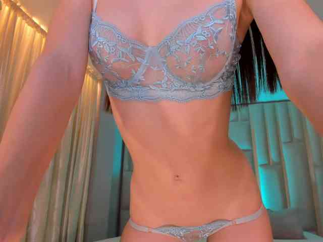 LaiaAnderson webcam