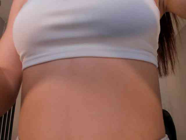 LaiaAnderson webcam