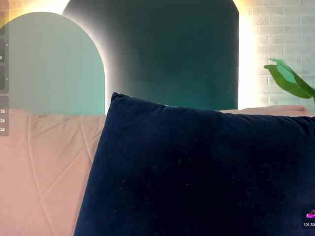 LaiaAnderson webcam