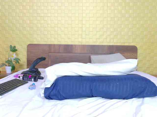 curvynaomhy curvynaomhy