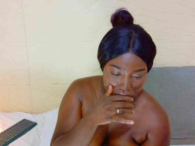 curvynaomhy curvynaomhy