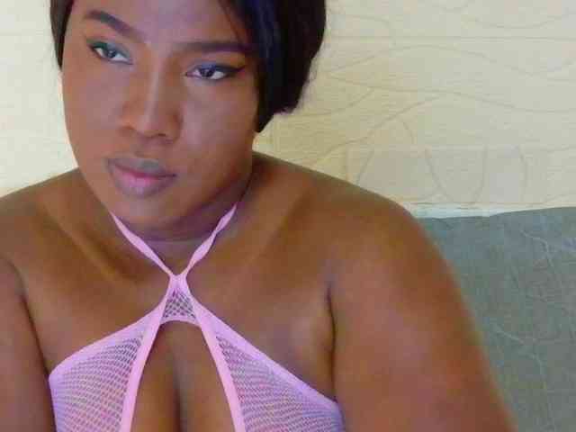 curvynaomhy webcam