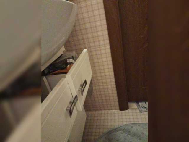 Nina-83's BongaCams show and profile