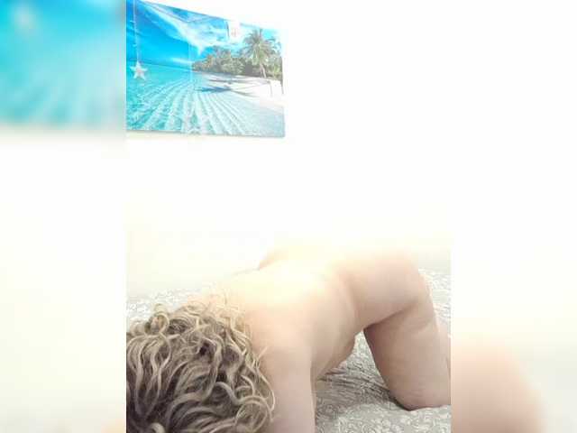 mery8poppins's BongaCams show and profile