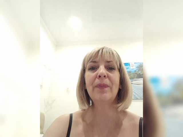 mery8poppins's BongaCams show and profile