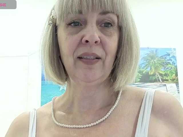 mery8poppins's BongaCams show and profile