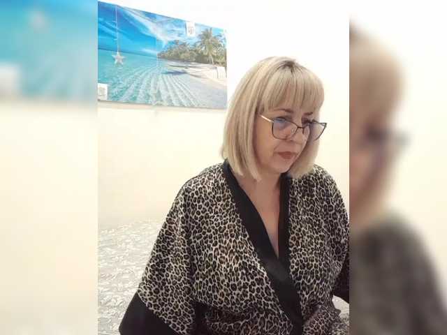 mery8poppins's BongaCams show and profile