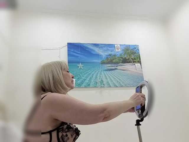 mery8poppins's BongaCams show and profile