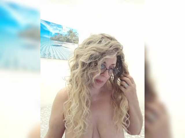 mery8poppins's BongaCams profile