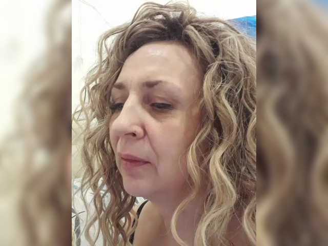 mery8poppins's BongaCams show and profile