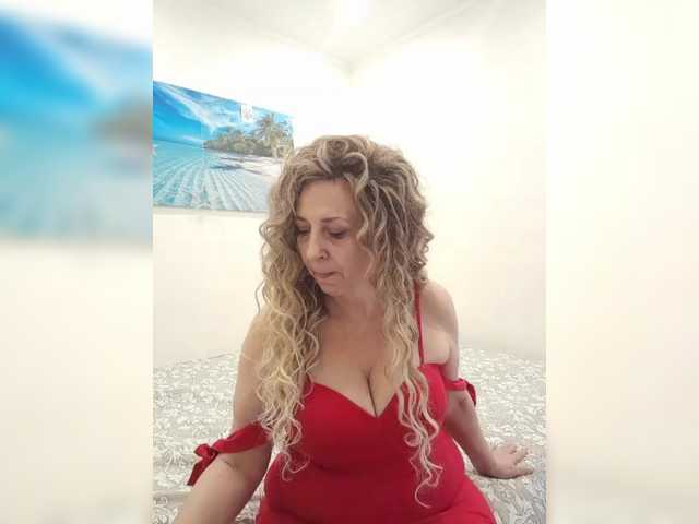 mery8poppins's BongaCams show and profile