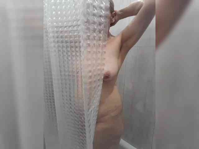 mery8poppins Live Webcam on BongaCams