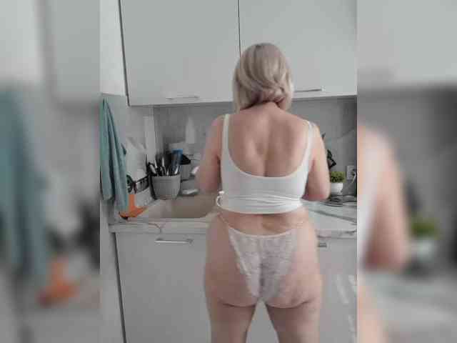 live voyeur webcam Mery8poppins