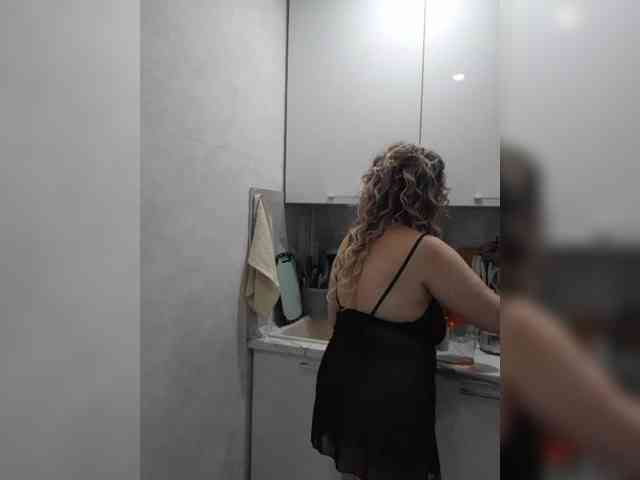 mery8poppins Live Webcam on BongaCams