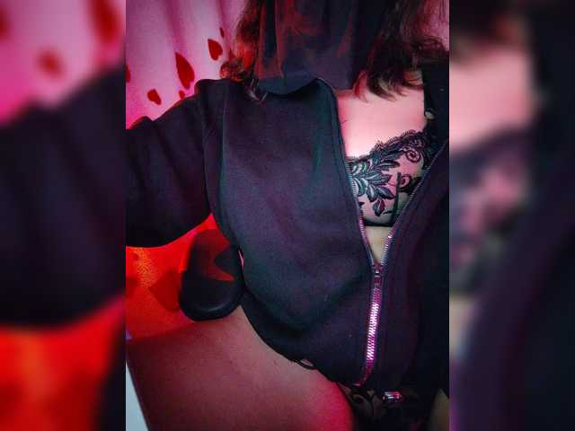 Eva_Peach