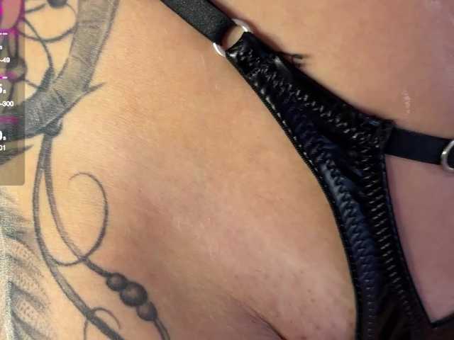 Koketka's BongaCams show and profile