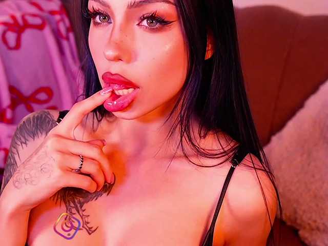 Koketka's BongaCams show and profile