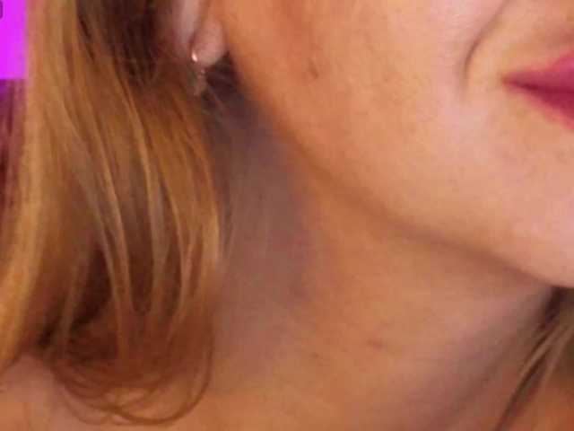 Koketka's BongaCams show and profile