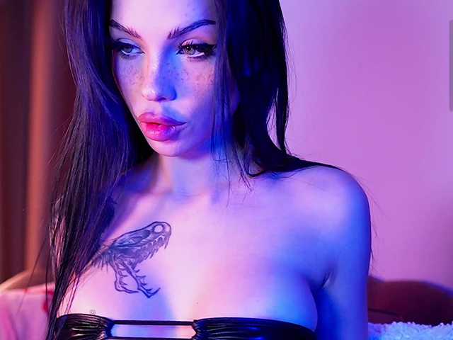 Koketka's BongaCams show and profile