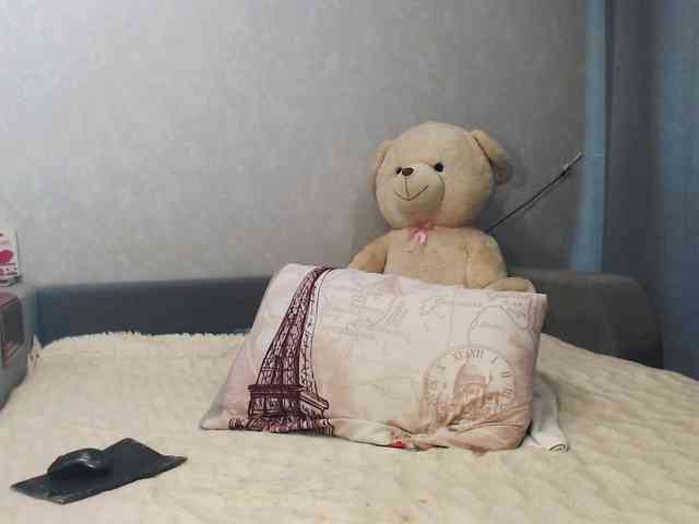 YourBarbiee webcam