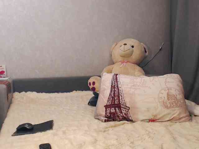 YourBarbiee webcam