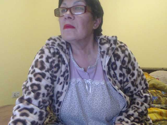 Sandra-Carina's BongaCams show and profile