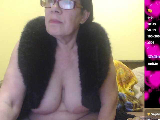 Sandra-Carina's BongaCams show and profile