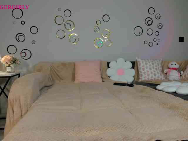 its_nicki_m webcam