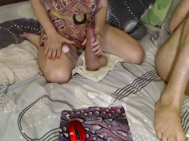 nude live AGoodDay