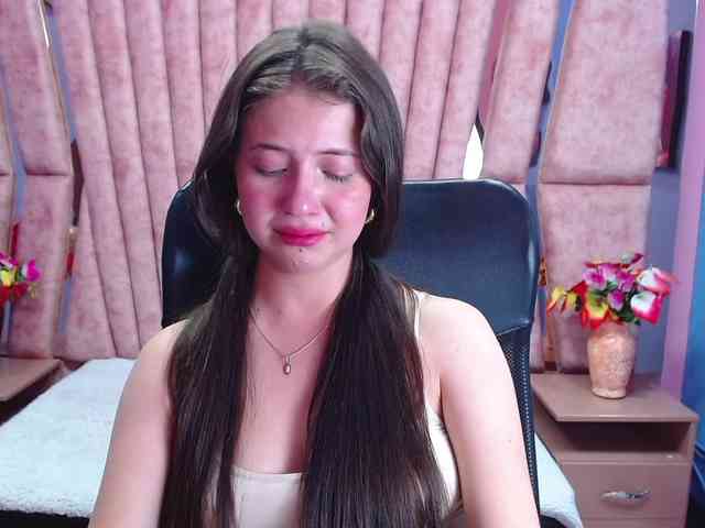 SarahSweett webcam