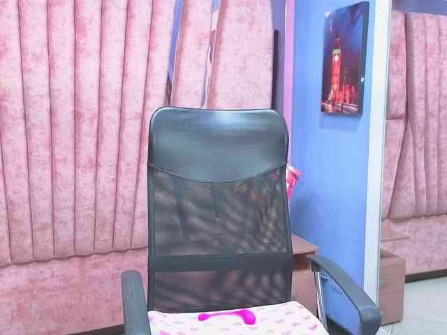 SarahSweett webcam