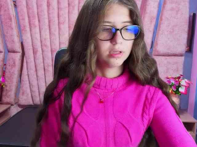 SarahSweett webcam